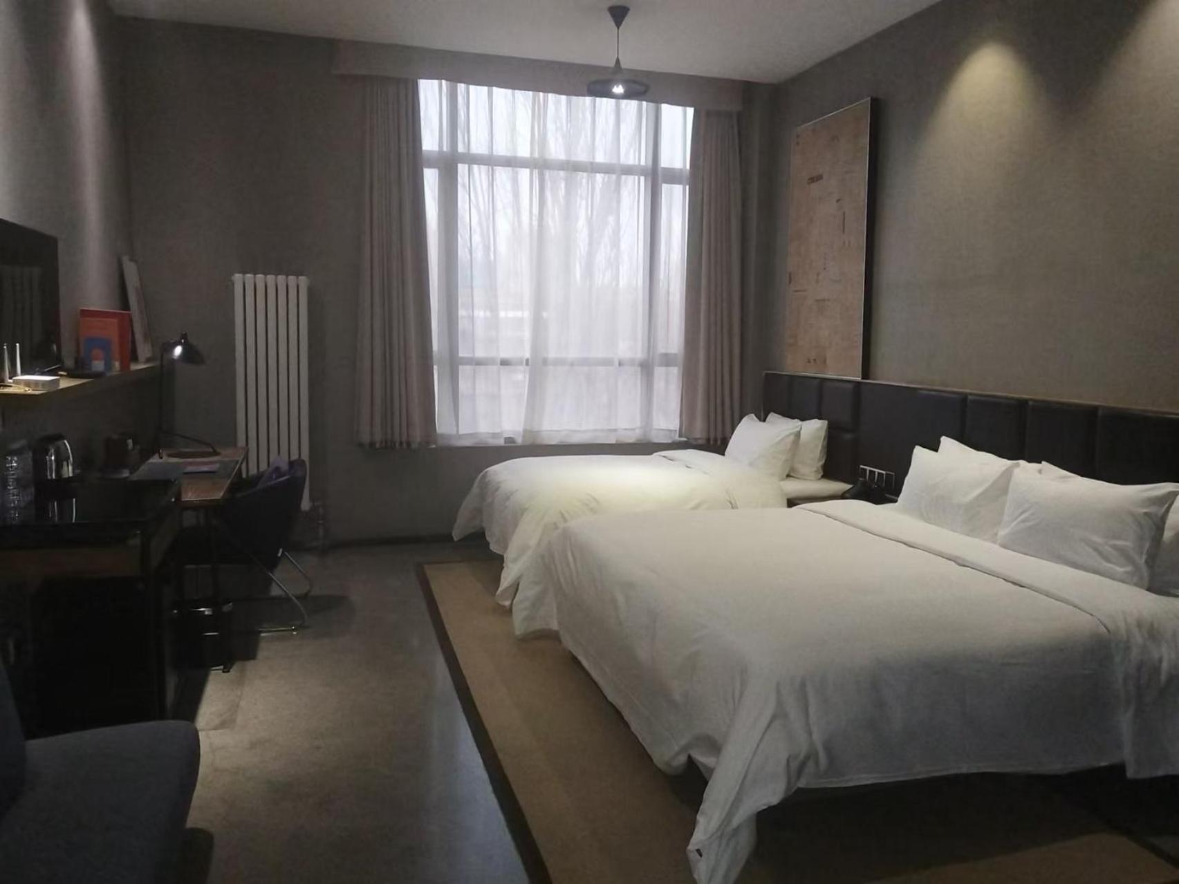 Time Tunnel Designer Hotel Xi'An Xian Bagian luar foto